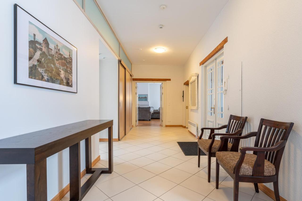 Apartment Old Town - Premium Medieval House Tallinn