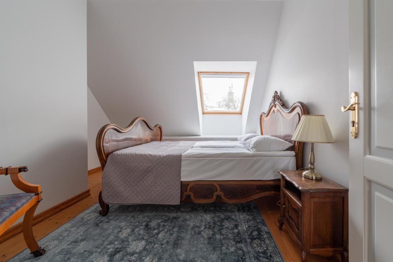 Apartment Old Town - Premium Medieval House Tallinn